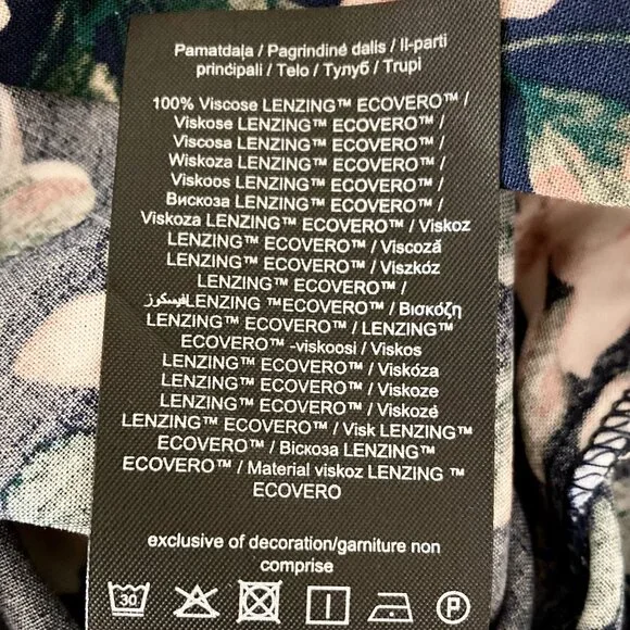 Vero Moda Floral Short Sleeve Crop Top - Picture 7 of 8